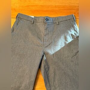 Croft and Barrow Men's Gray Chino Pants